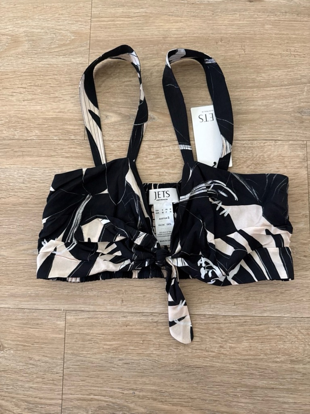 NWT JETS Black & Cream Tie-Front Tropical Top 6